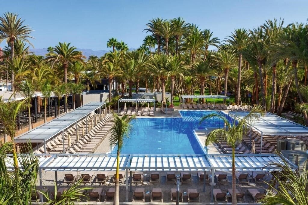 Отель Riu Gran Palace Maspalomas Oasis 4*
