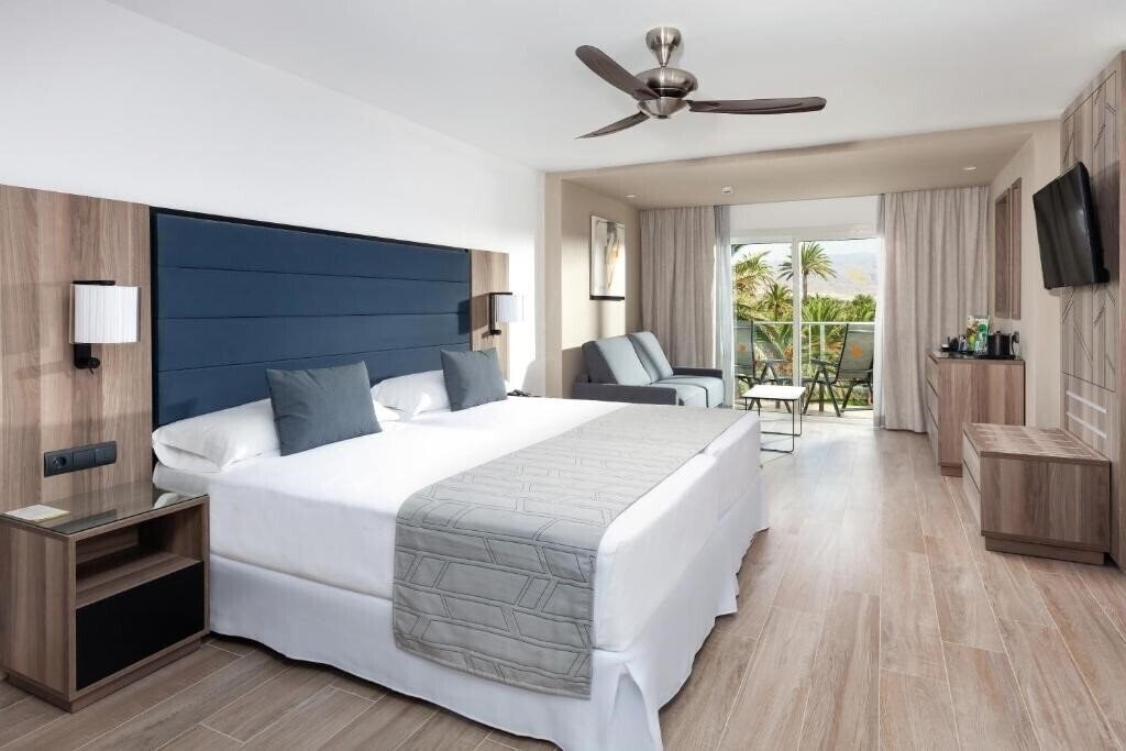 Фото Riu Gran Palace Maspalomas Oasis 4*