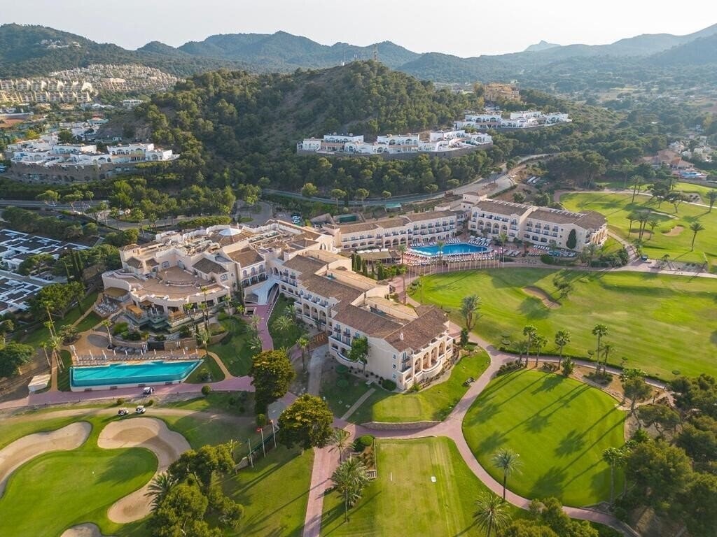 Готель Grand Hyatt La Manga Club Golf & Spa 5*