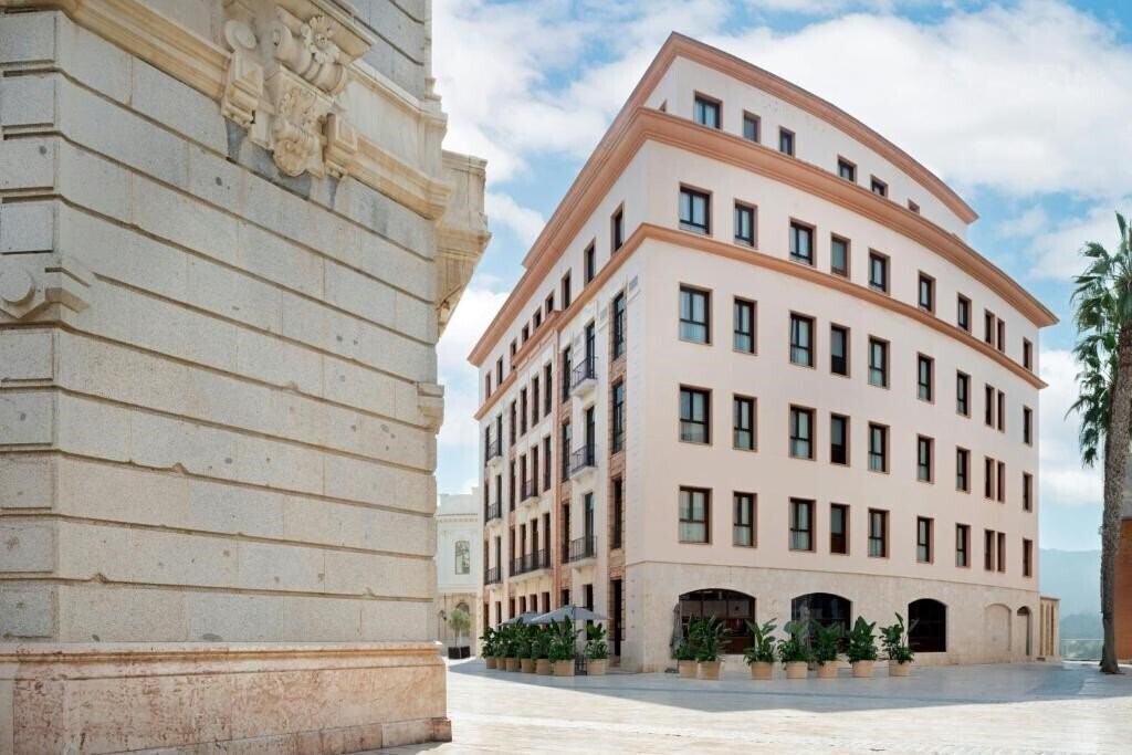 Фотографія NH Cartagena (ex. Hotel Cartagena Puerto) 4*