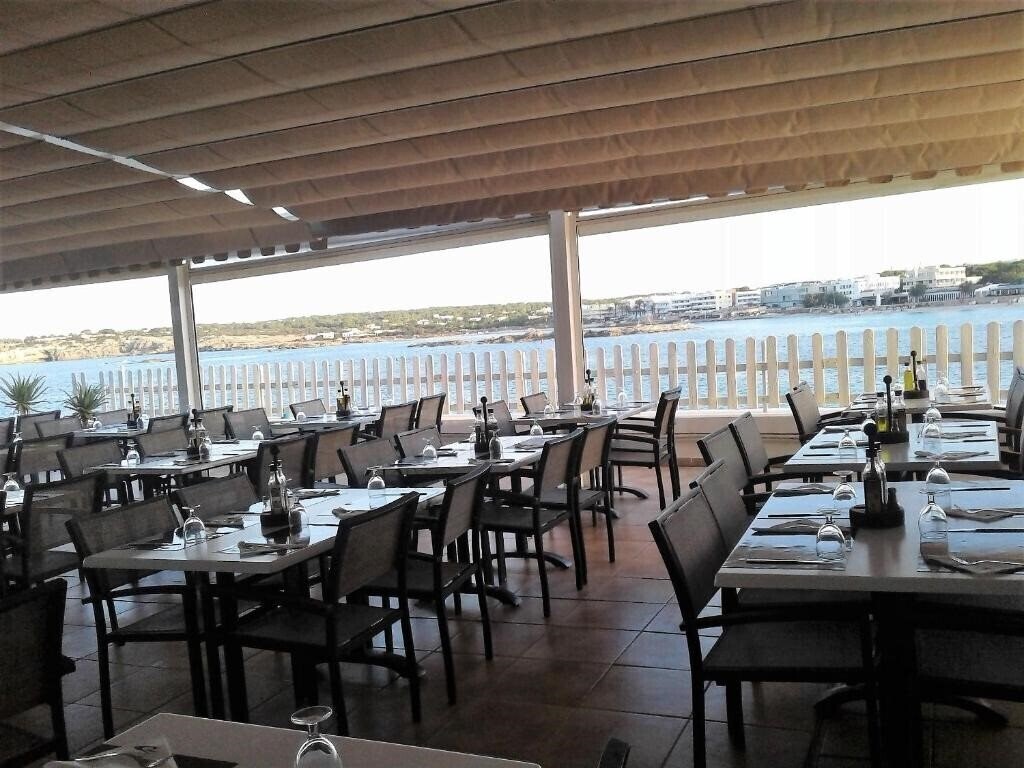 Фото Roca Bella Hotel 2*