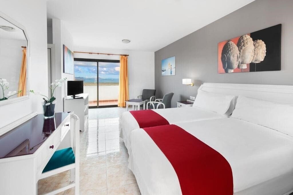 Фото Elba Lucia Sport & Suite Hotel 3*