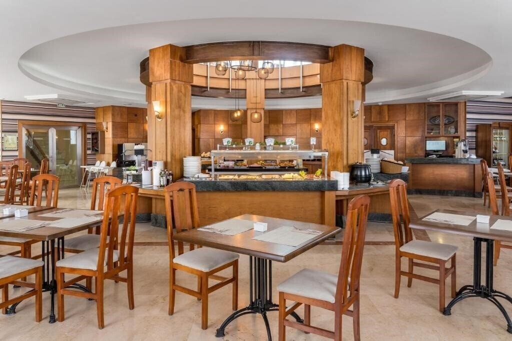 Картинка Elba Lucia Sport & Suite Hotel 3*