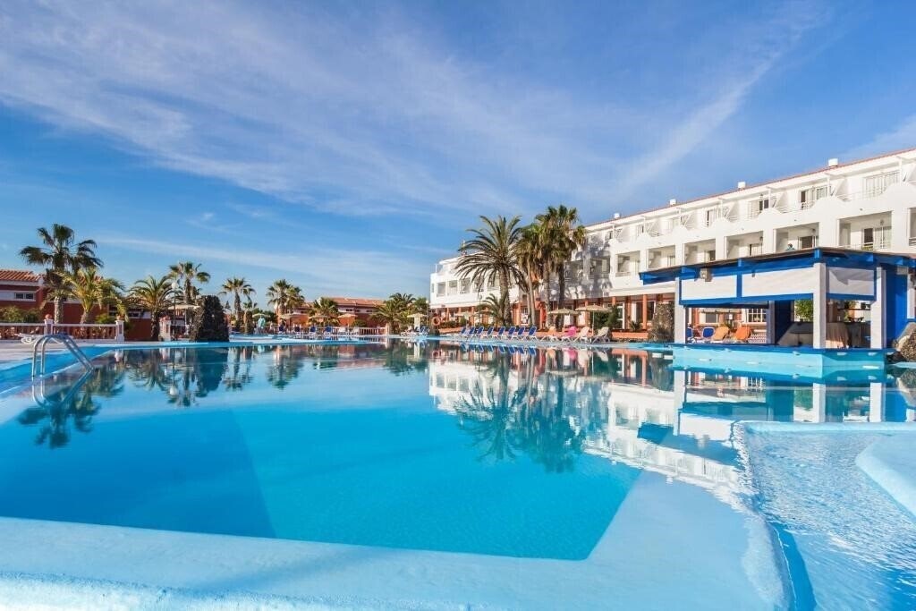 Готель Globales Costa Tropical 3*