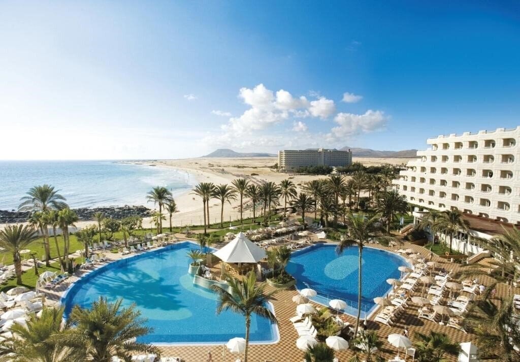 Готель Riu Palace Tres Islas 4*