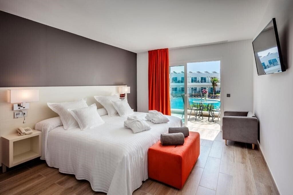 Фото Barcelo Corralejo Sands 4*