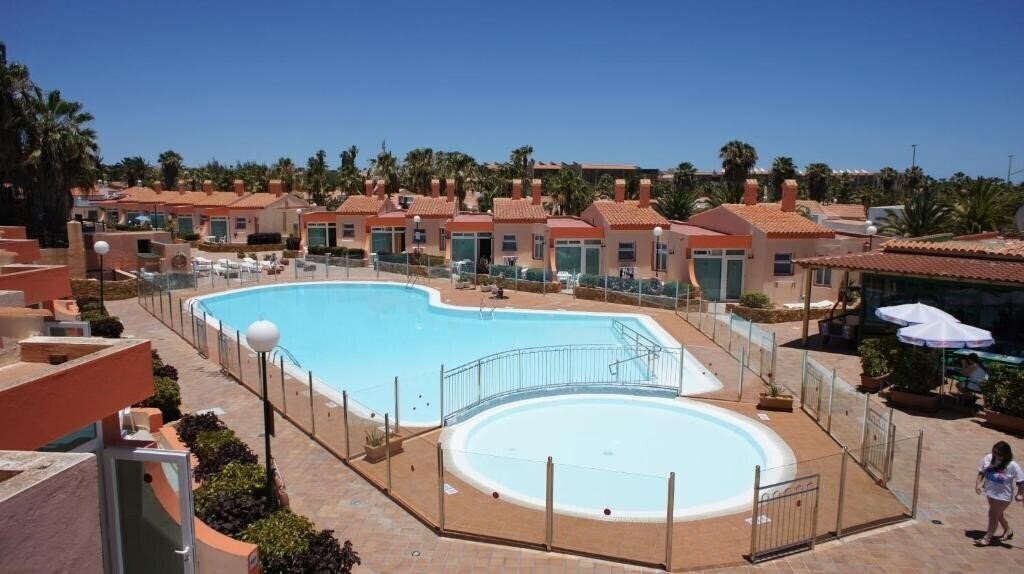 Отель Castillo Playa Bungalows 2*