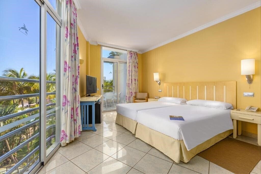 Отель Ifa Altamarena 4*