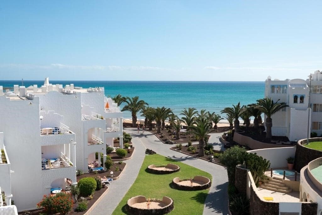 Отель Sotavento Beach Club 4*