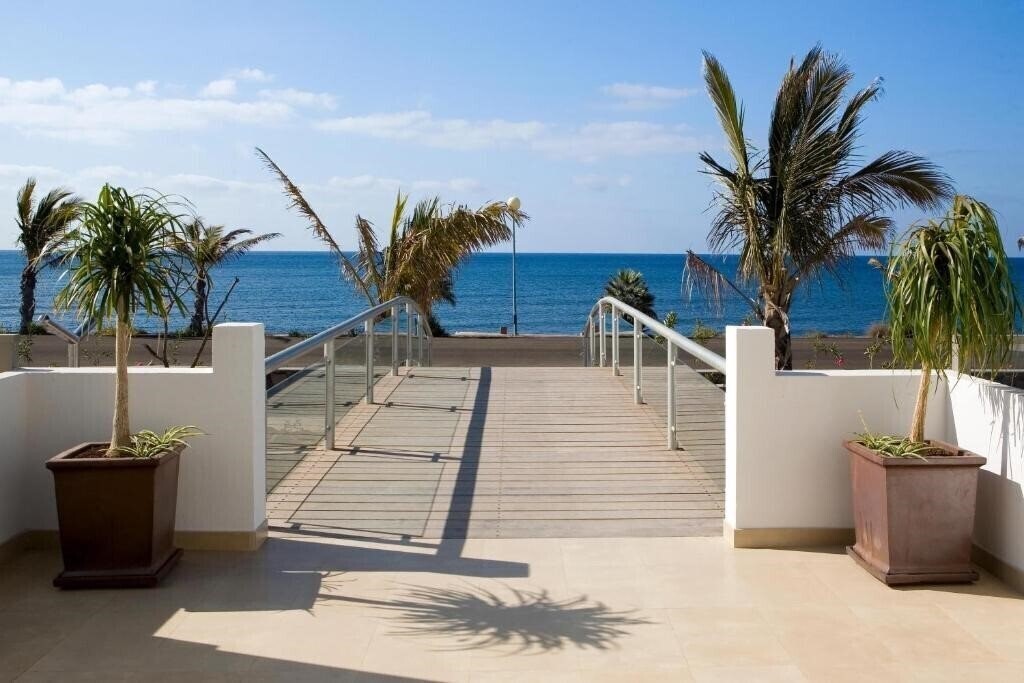 Фото R2 Bahia Playa Design 4*