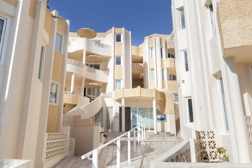 Готель R2 Maryvent Beach Apartment апартаменты