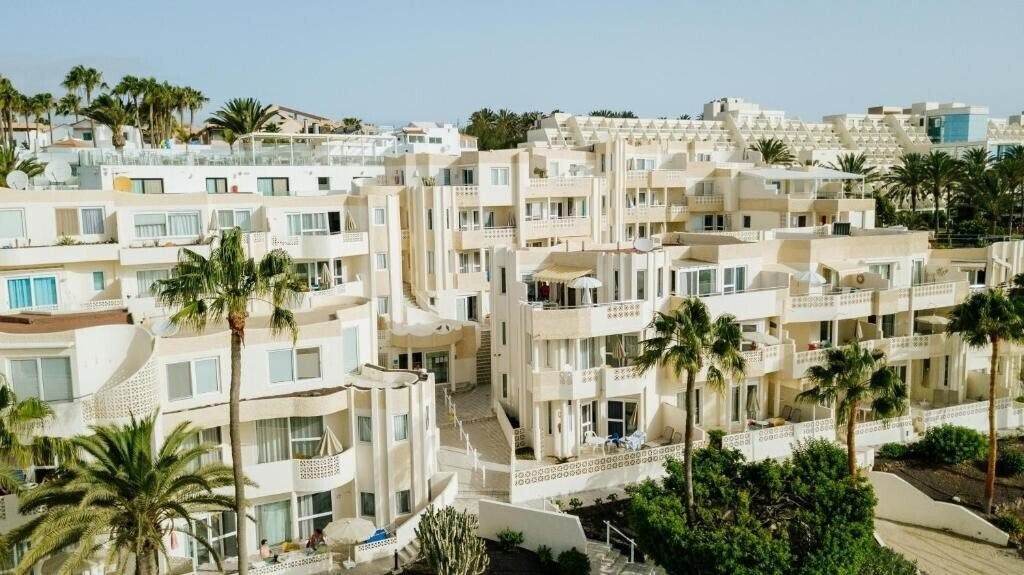 Фото R2 Maryvent Beach Apartment апартаменты