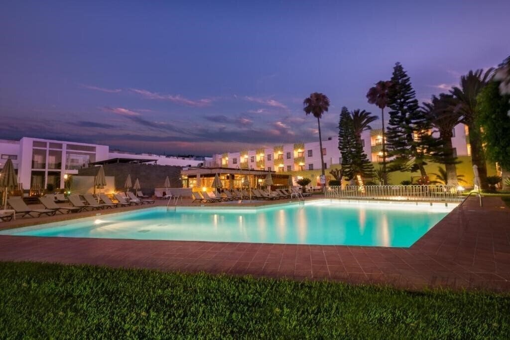 Изображение LIVVO Corralejo Beach 4*