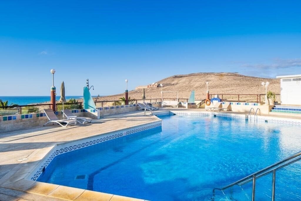 Готель Hotel Esmeralda Maris by LIVVO 4*