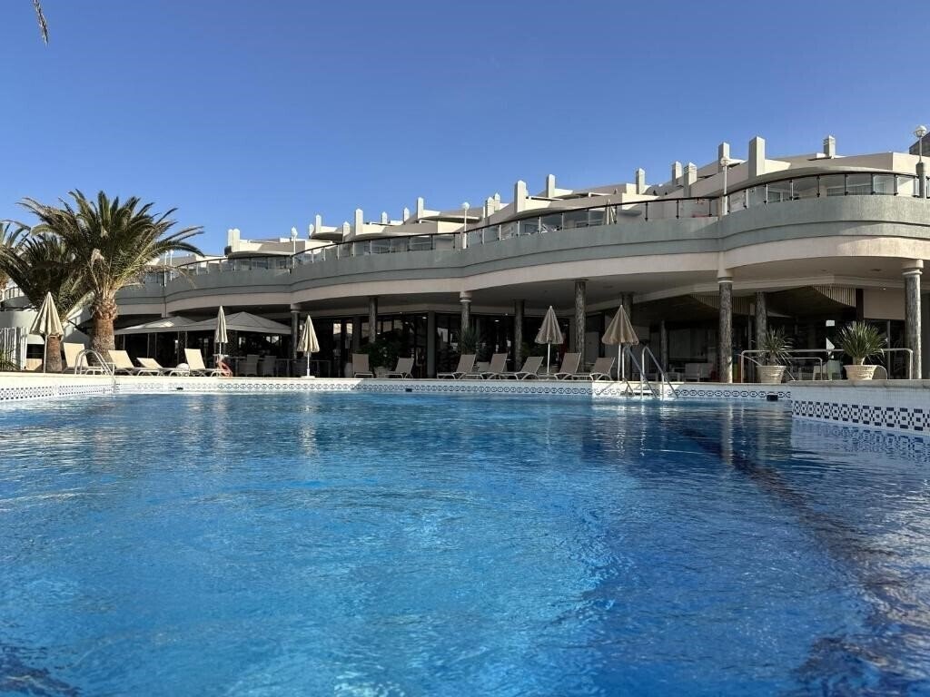 Картинка Hotel Esmeralda Maris by LIVVO 4*