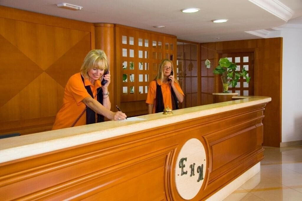 Картинка Esquinzo Y Monte Del Mar Aparthotel 3*