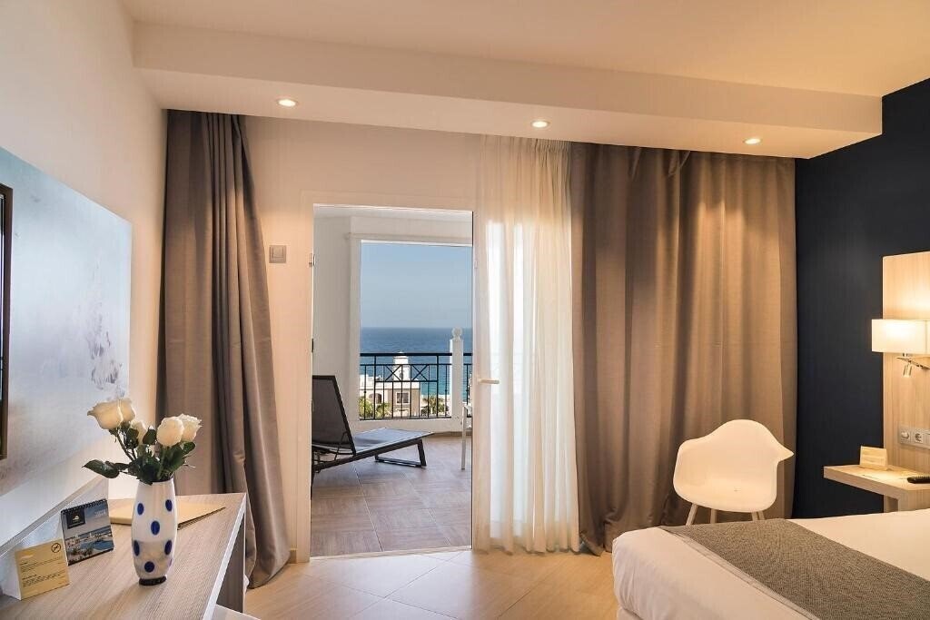 Фото Royal Palm Resort & SPA 4*