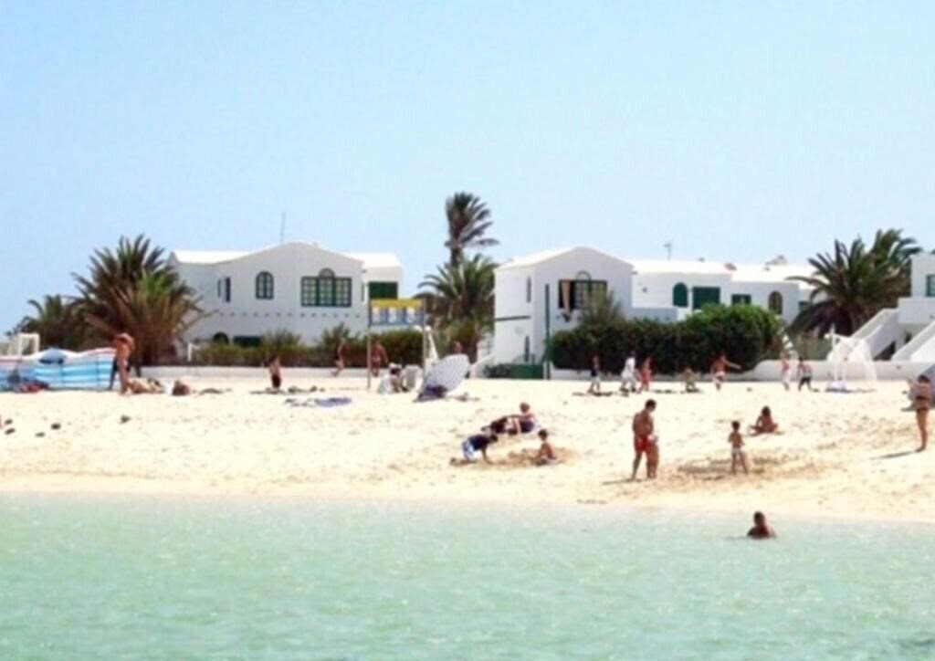 Отель Cotillo Lagos 2*