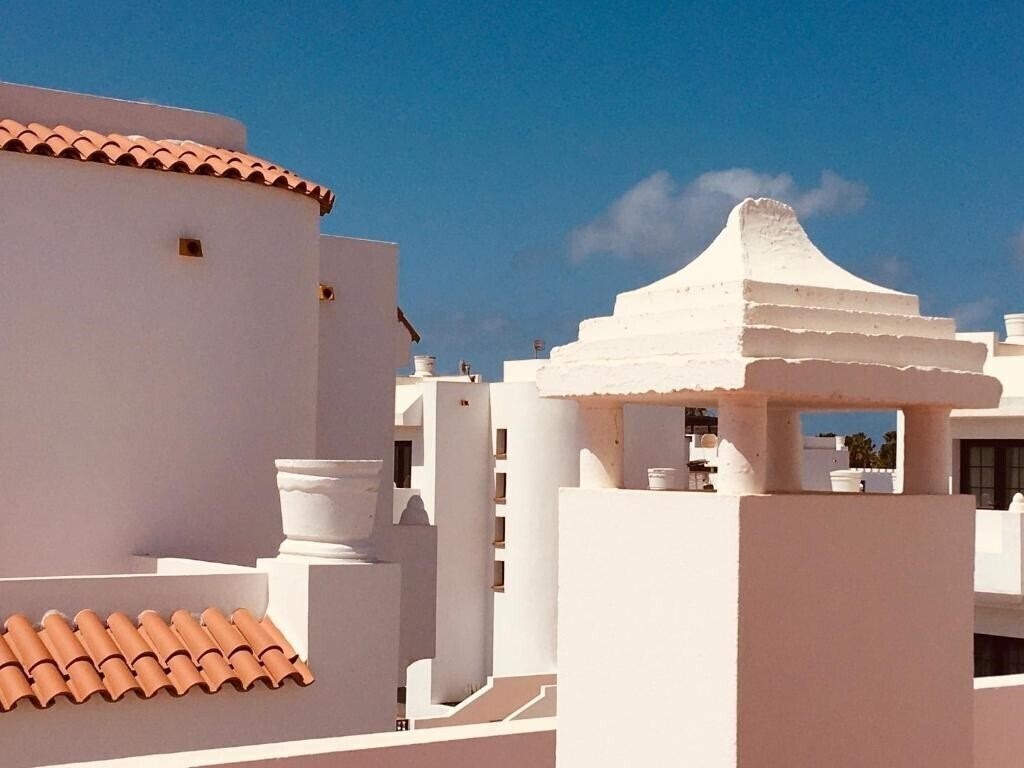 Картинка Surfers Retreat Hostel - Adults Only 2*