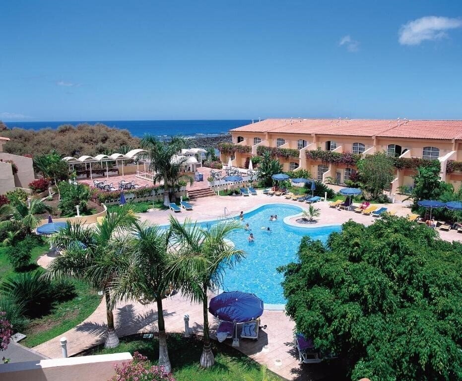 Готель Jardin del Conde Apartments 3*