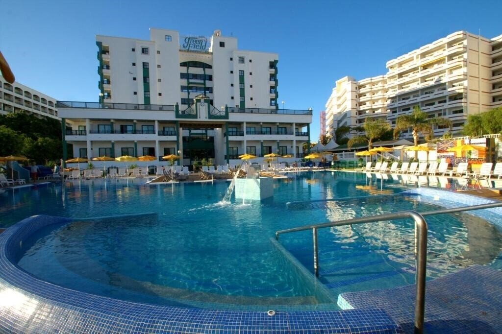 Изображение Green Fild Aparthotel 3*