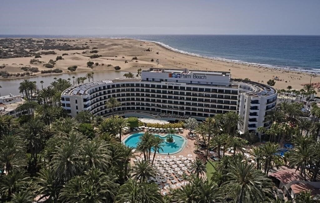 Готель Seaside Palm Beach 5*