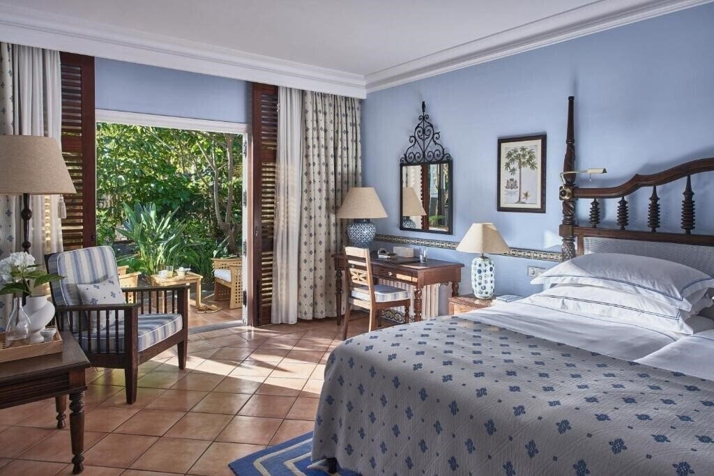 Фото Seaside Grand Hotel Residencia 5*