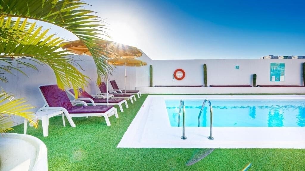 Готель Bull Hotel Astoria 3*