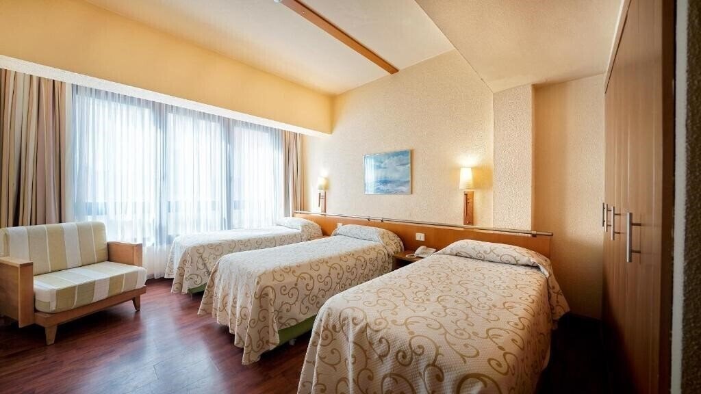 Фото Bull Hotel Astoria 3*