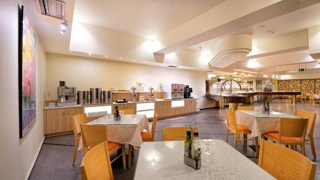 Картинка Bull Hotel Astoria 3*
