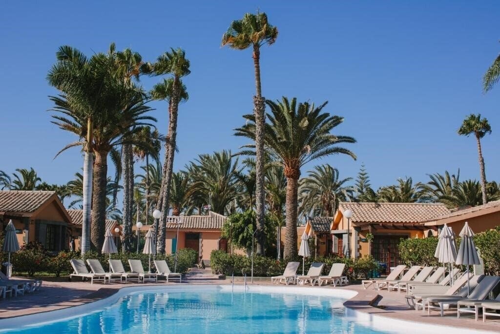 Готель Maspalomas Resort by Dunas 4*