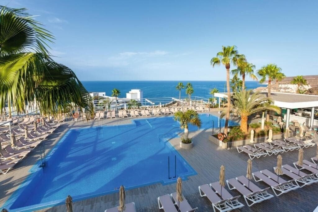 Отель Riu Vistamar 4*