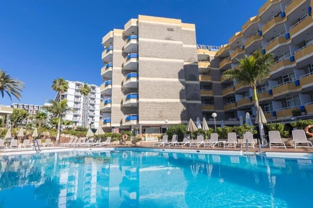 Готель Bluesea Veril Playa 3*