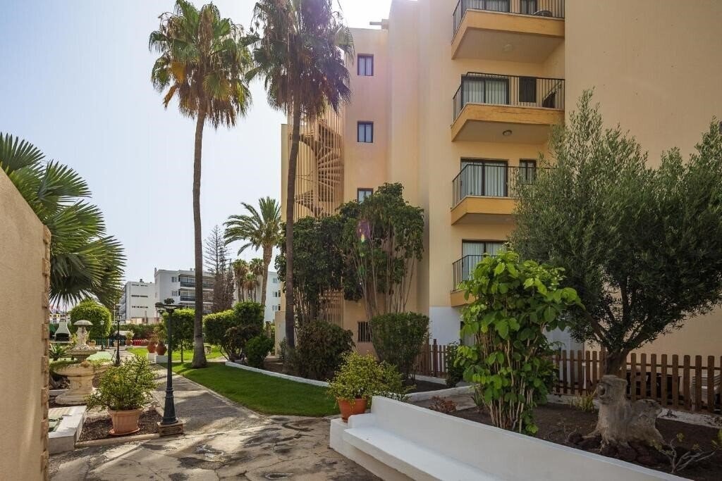Зображення Los Ficus 3*