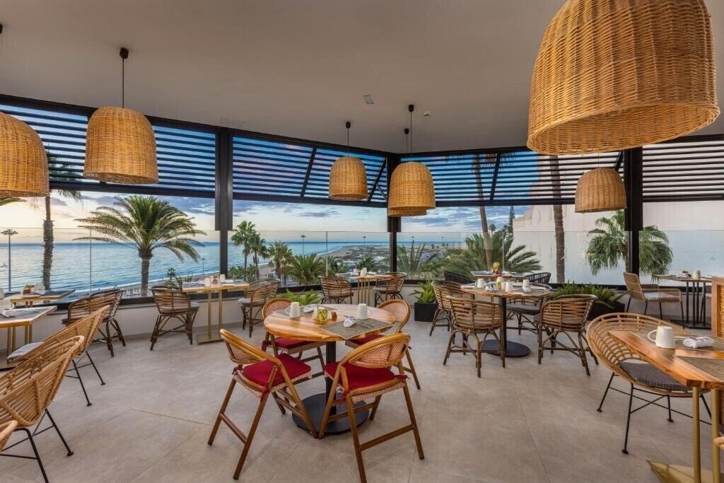 Зображення Corallium Dunamar by Lopesan Hotels 4*