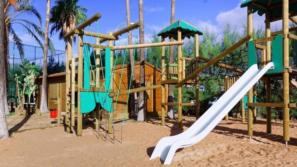 Картинка Servatur Waikiki 4*