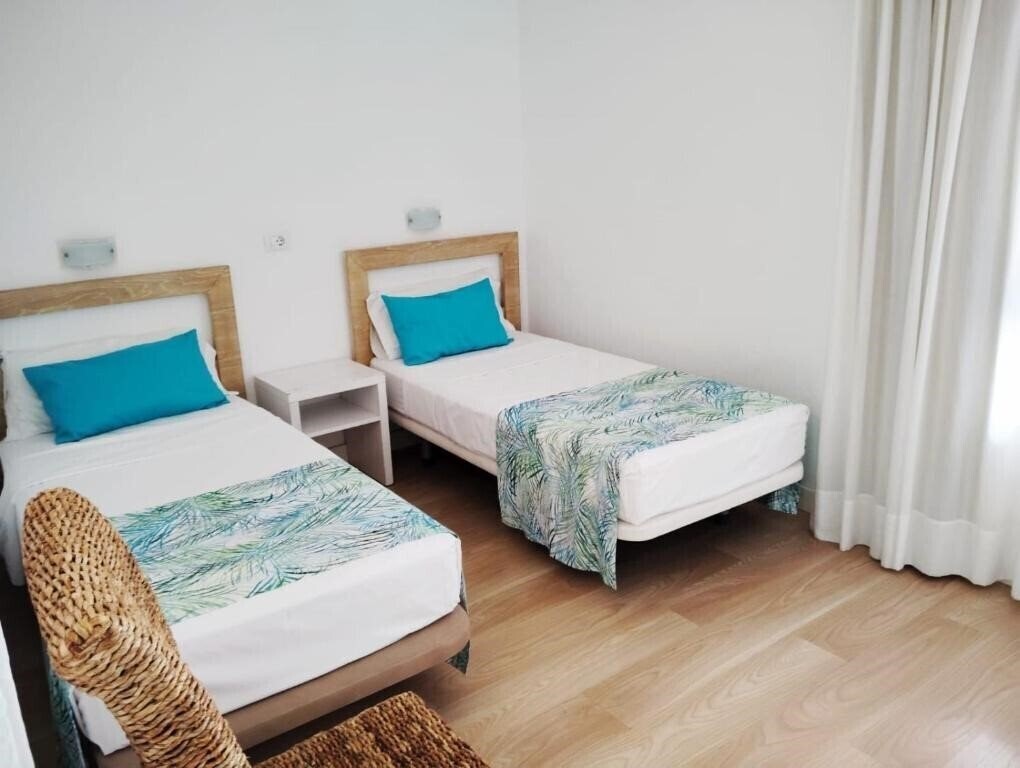 Фото Canaima Apartments 3*