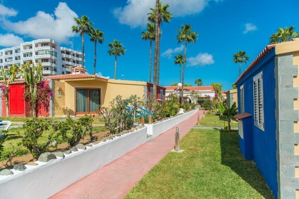 Изображение HL Miraflor Suites 4*
