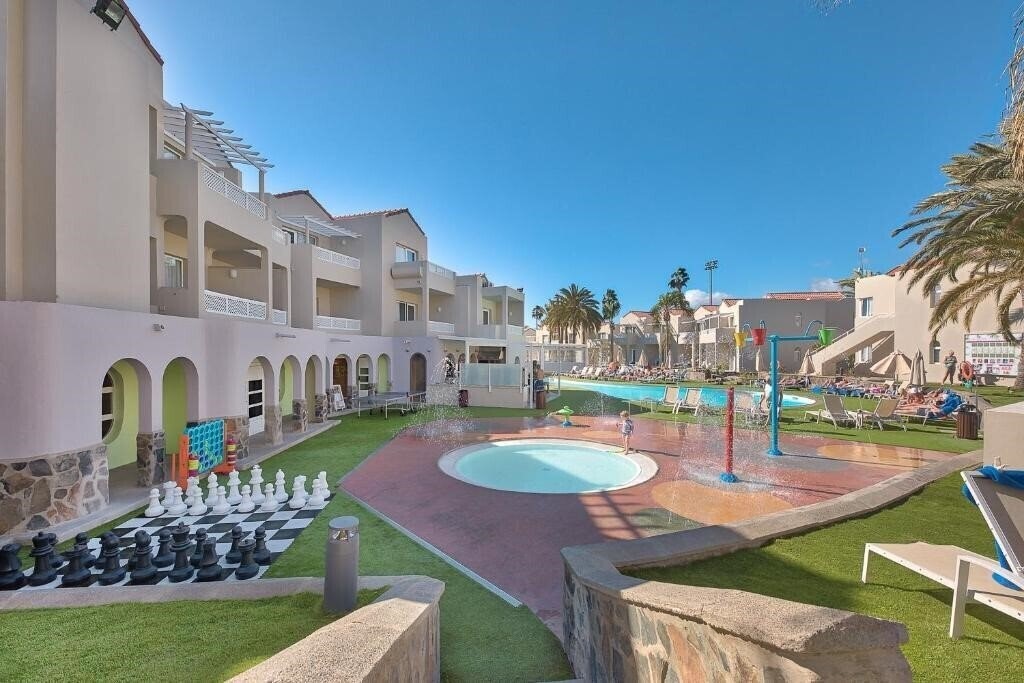 Фото Livvo Koala Garden 4*