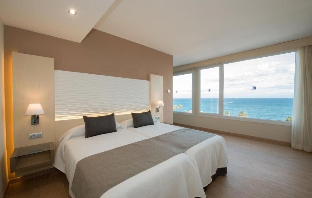 Фото HL Suite Hotel Playa del Ingles 4*