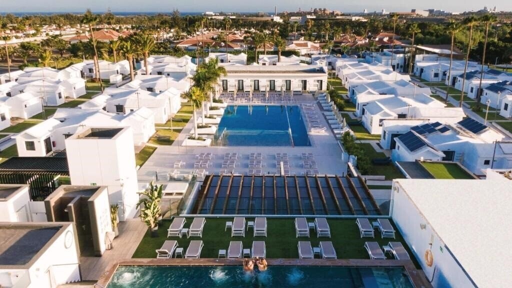 Готель Club Maspalomas Suites & SPA - Adults Only 4*