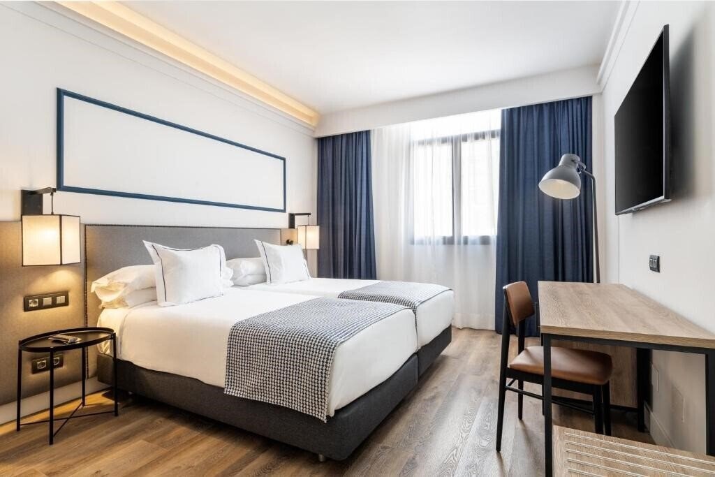 Фото LIVVO Fataga 4*