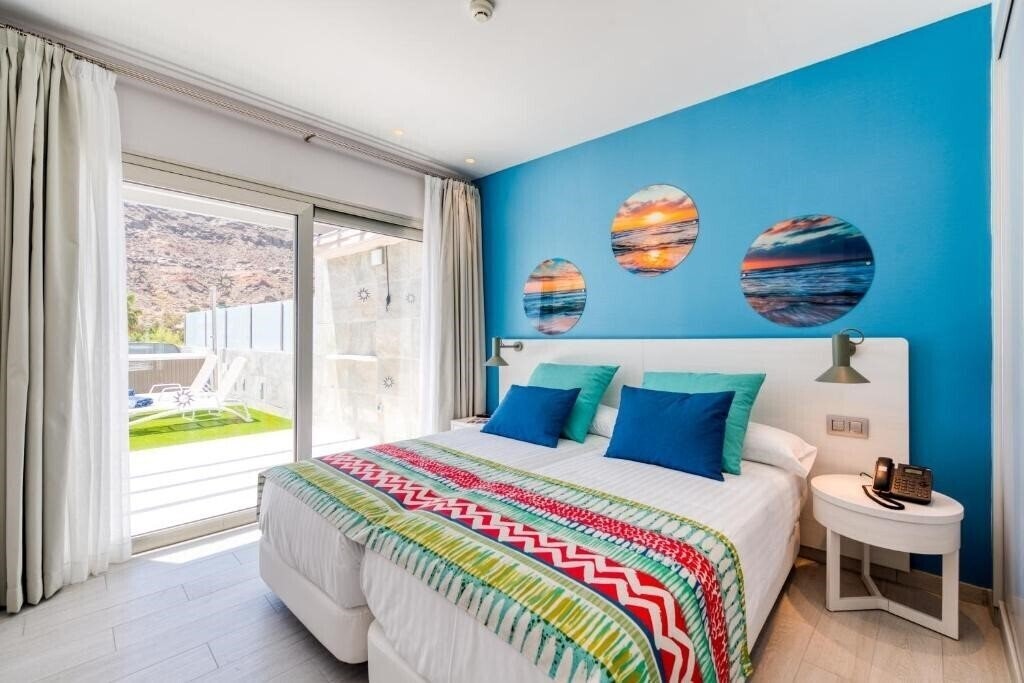 Фото Cordial Mogan Solaz 4*