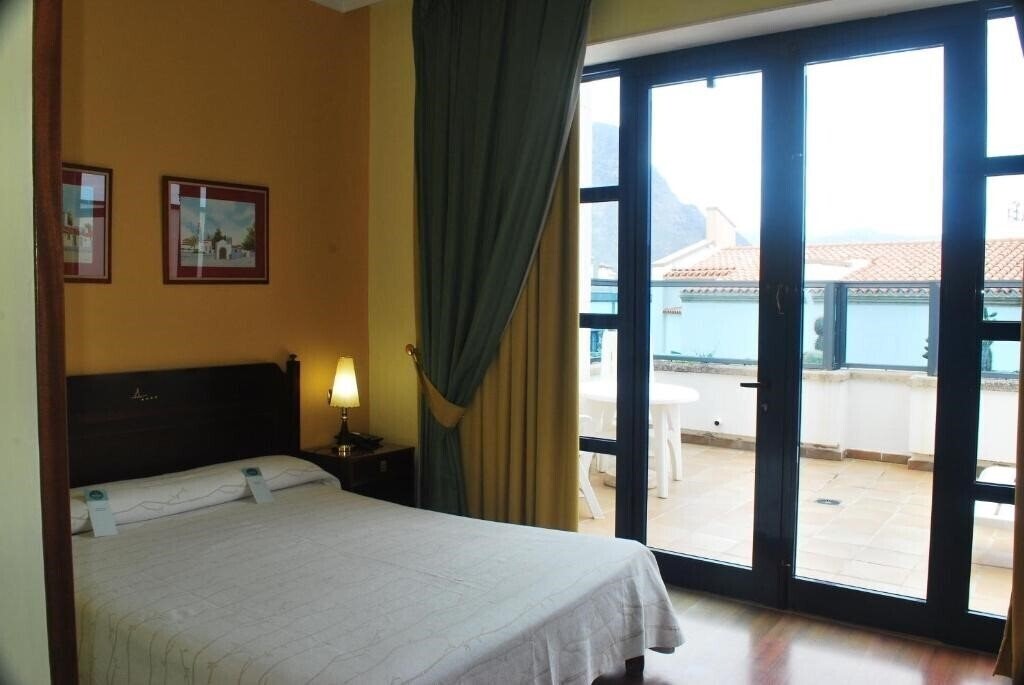 Фото Hotel Puerto de Las Nieves 4*