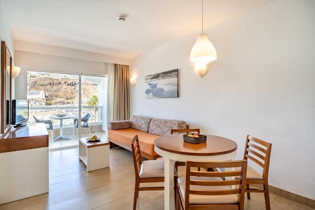 Зображення Altair 3*