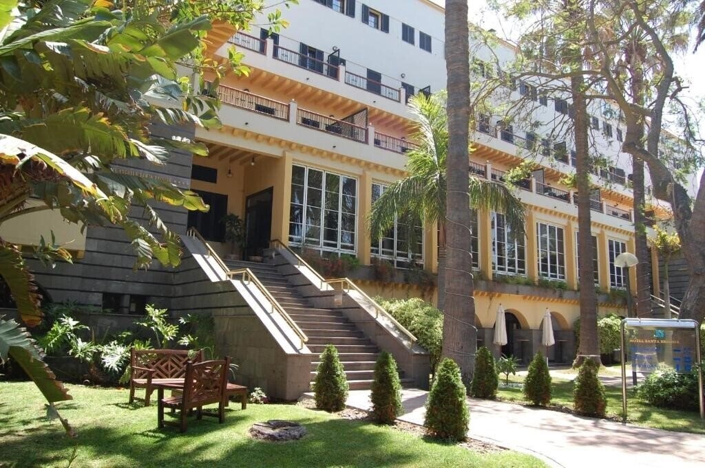 Отель Escuela Santa Brigida 4*