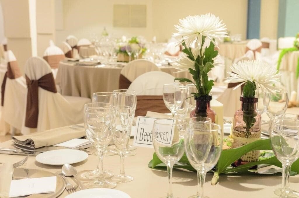 Картинка Escuela Santa Brigida 4*