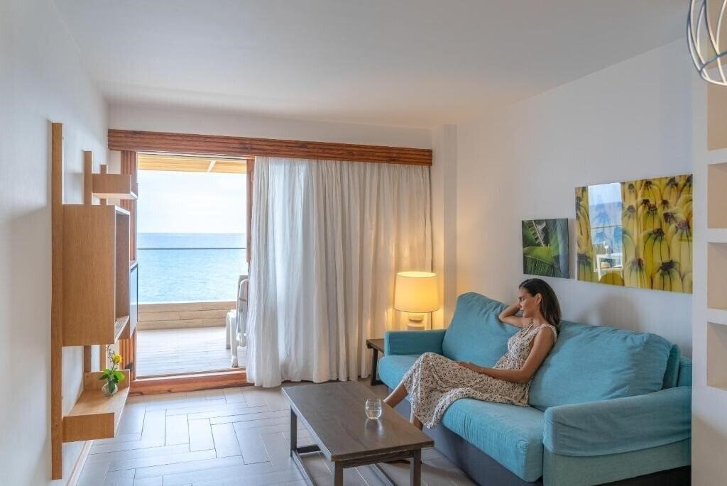 Картинка Apartamentos Buganvilla 4*