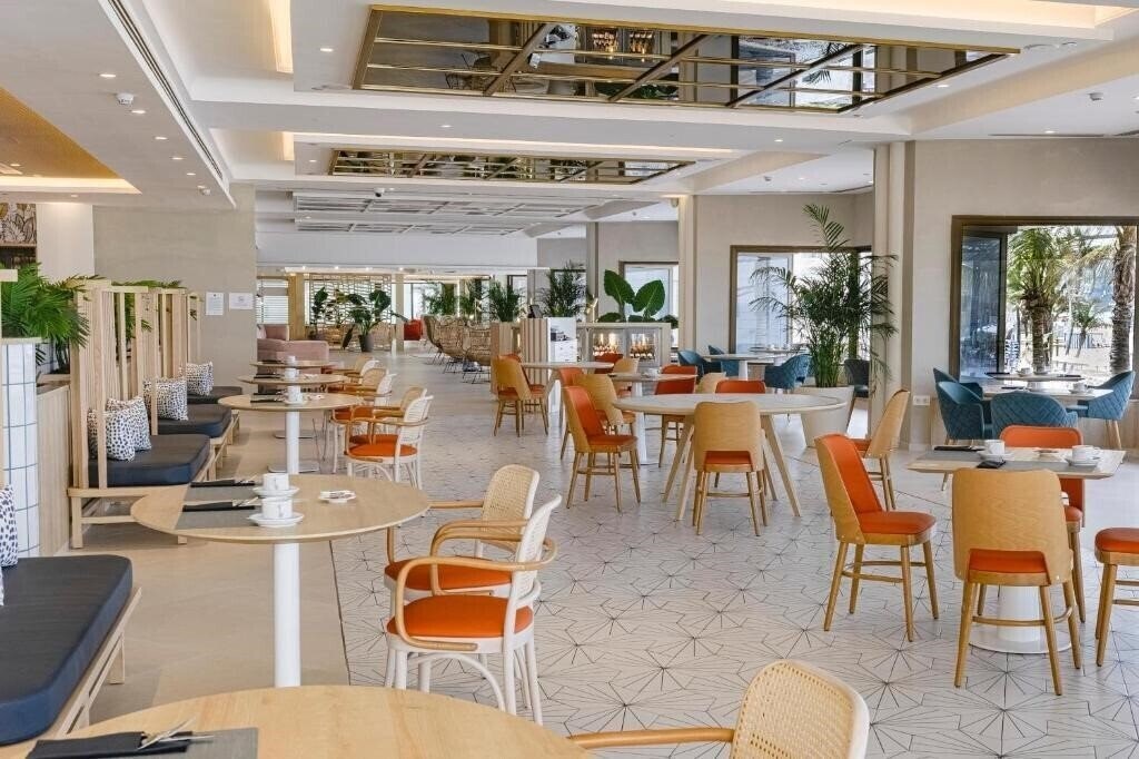 Изображение Hotel Cristina by Tigotan 5*