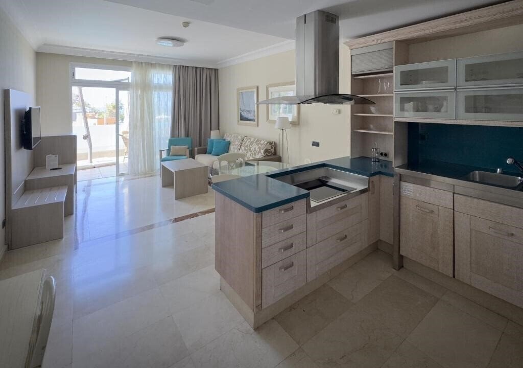 Картинка Holiday Club Playa Amadores 5*